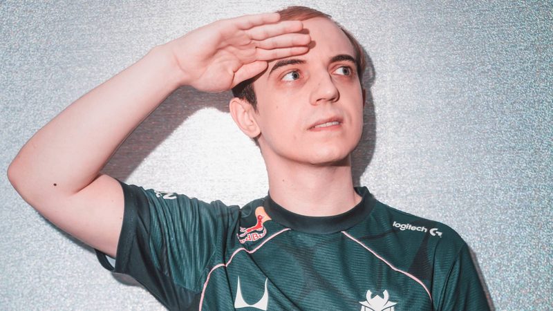 Caps entra no Hall of Legends!